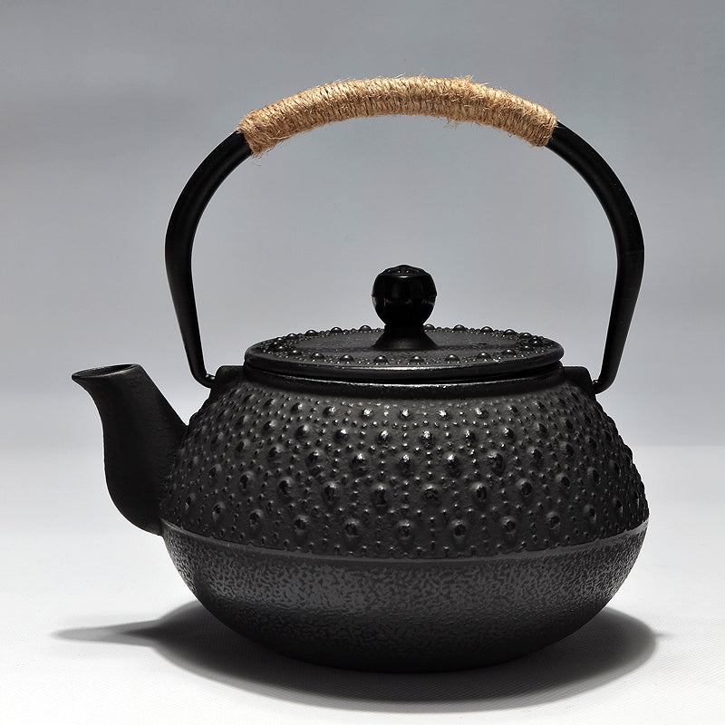 Japanese Cast Iron Teapot - 0.9L Tetsubin Style in Pine Needle or Raindrop