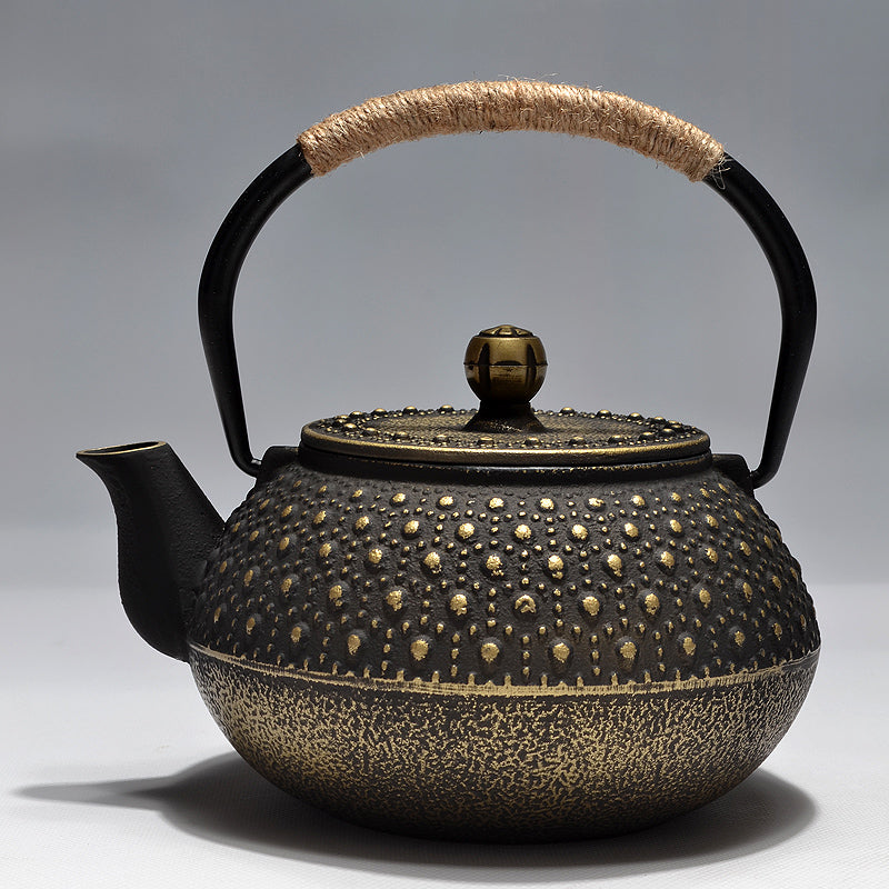 Japanese Cast Iron Teapot - 0.9L Tetsubin Style in Pine Needle or Raindrop