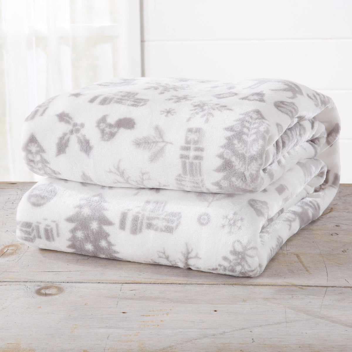 Velvet Throw Blanket - Pearl Collection